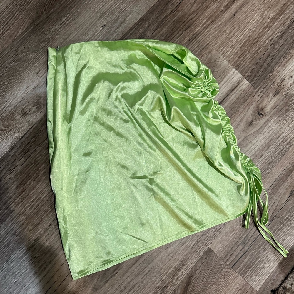 SATIN MINI SKIRT